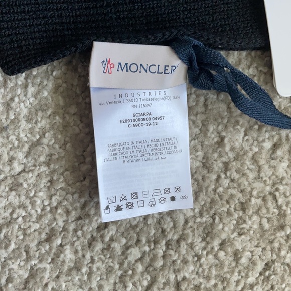 NWT Moncler Scarf - Picture 7 of 10